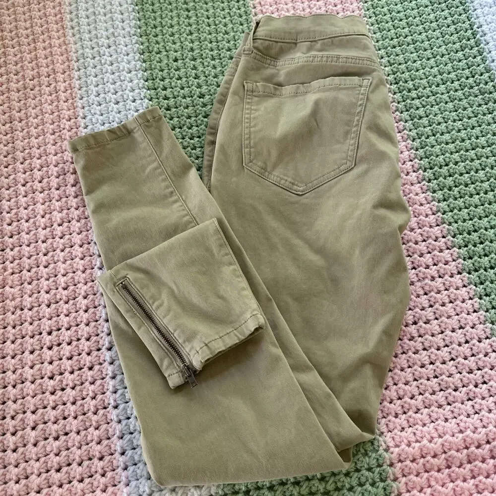 Mudd Size 5 FLX Stretch Khaki Pants Utility Skinny Zip Detailing Women’s/juniors